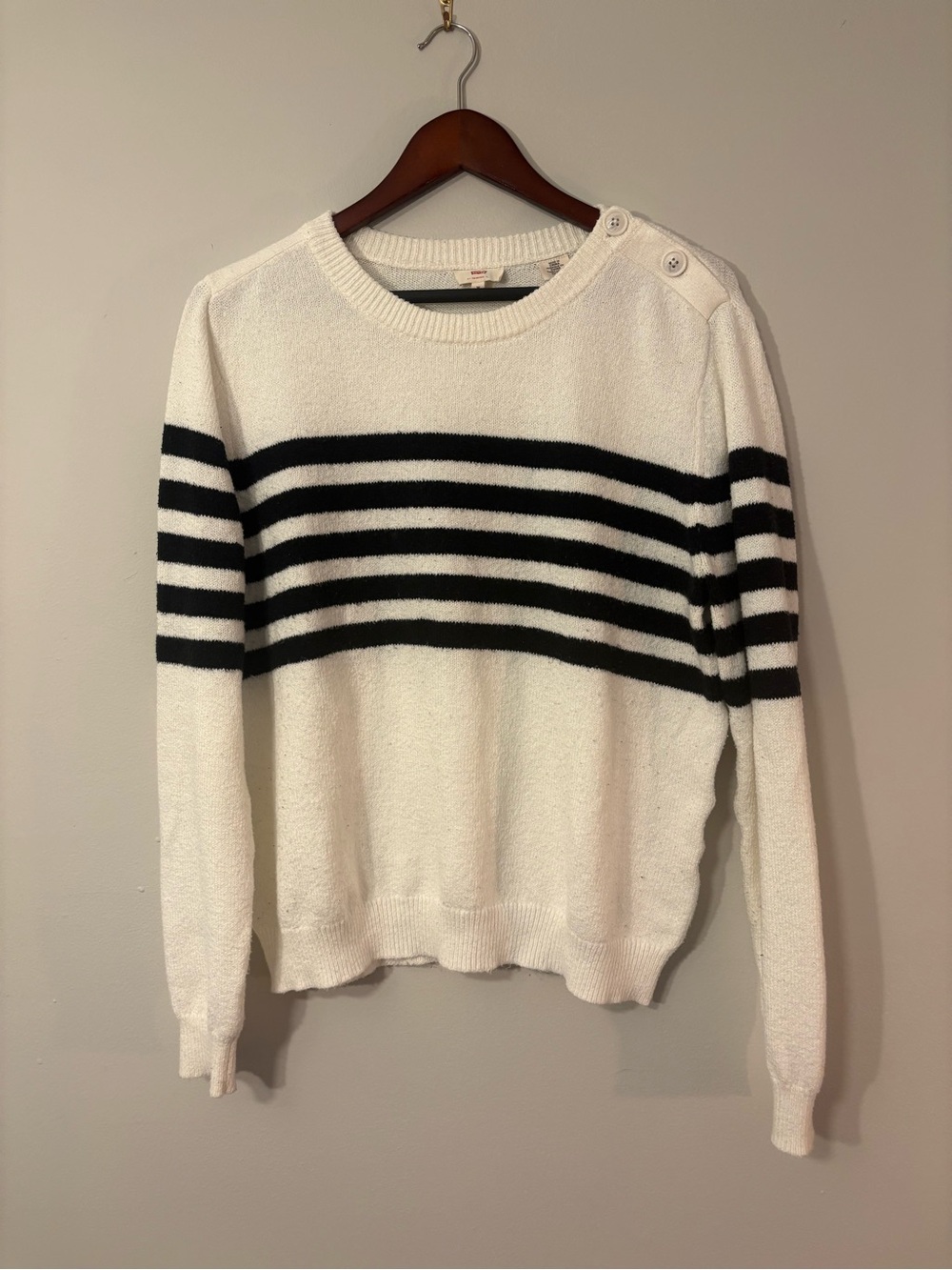 Levi's Cream Breton Striped Sweater — Button Shoulder — Size M ⚓